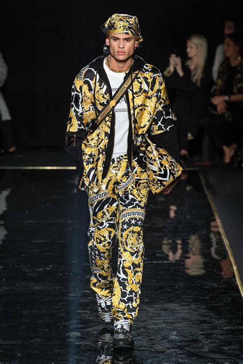 traje versace hombre|farfetch versace.